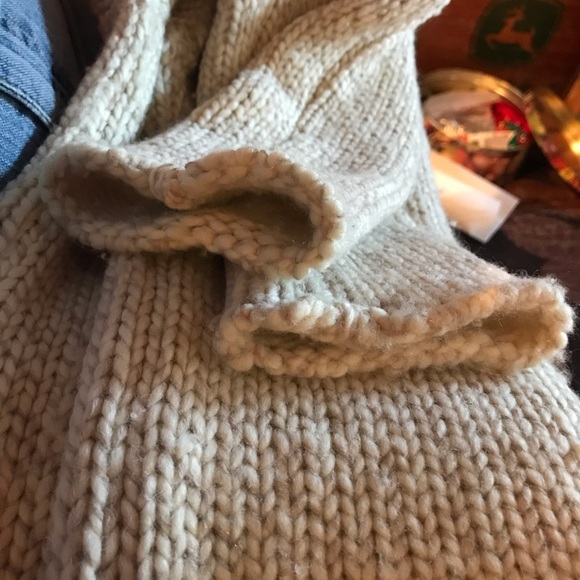 Vintage Wool Turtleneck - Picture 7 of 8